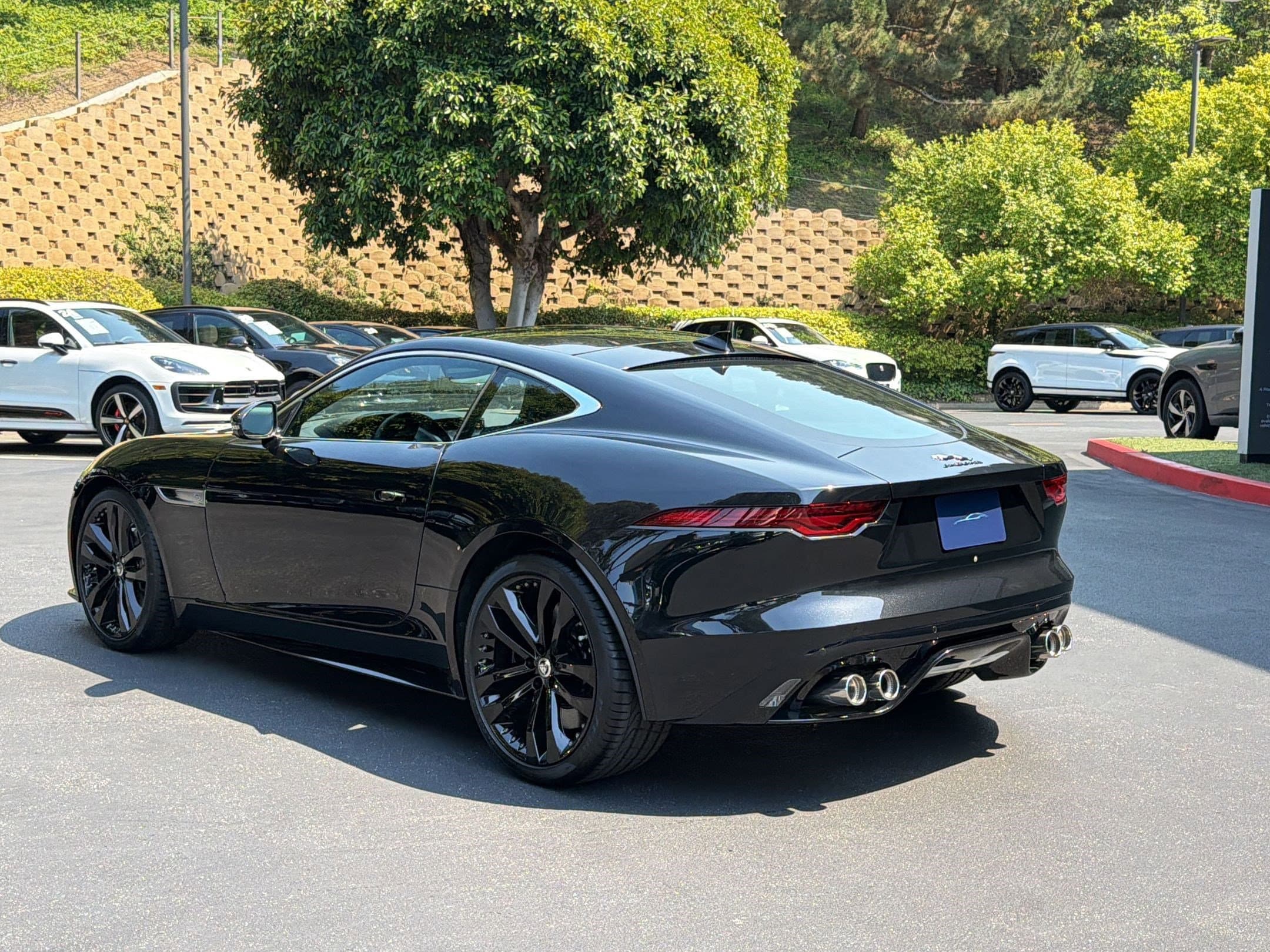 F-TYPE R-Dynamic Coupe