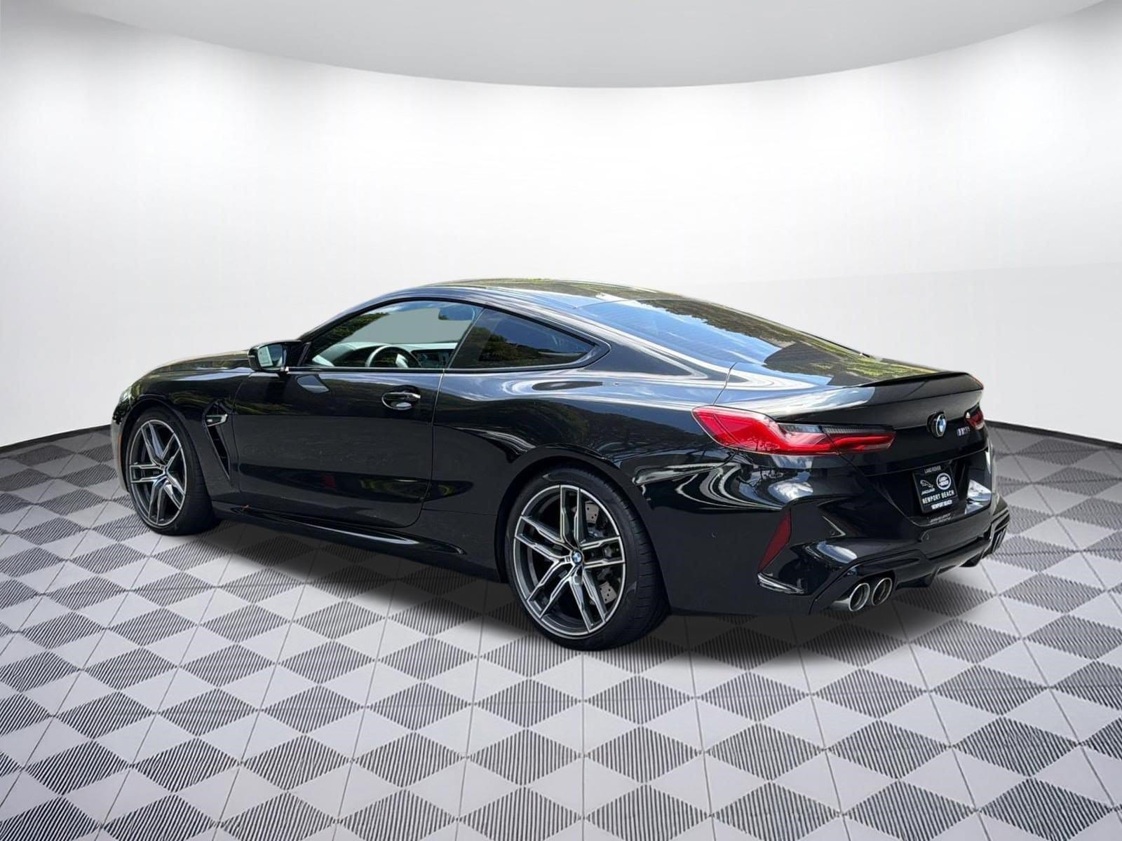 M8 Coupe Coupe