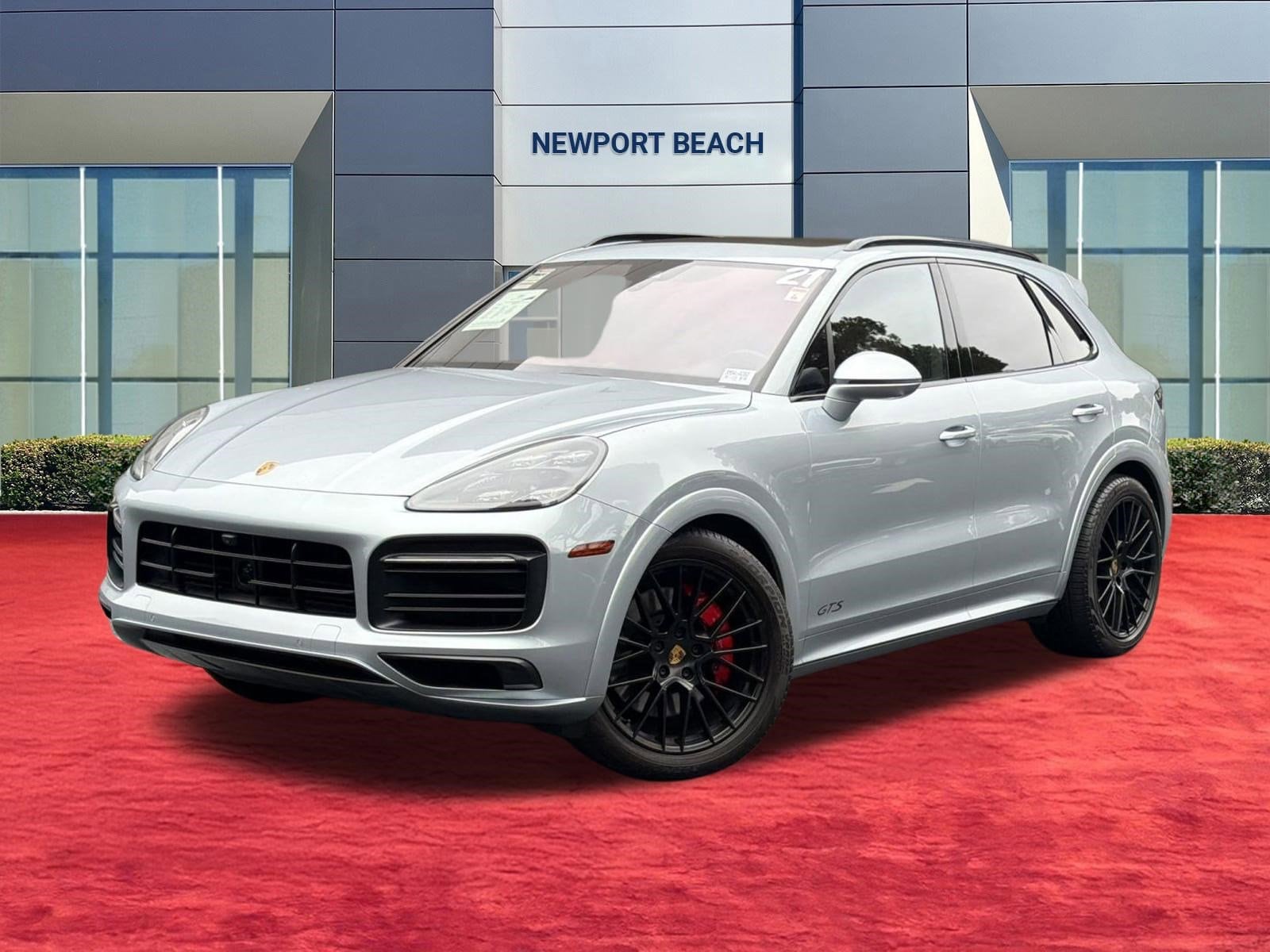 2021 Porsche Cayenne GTS's photo