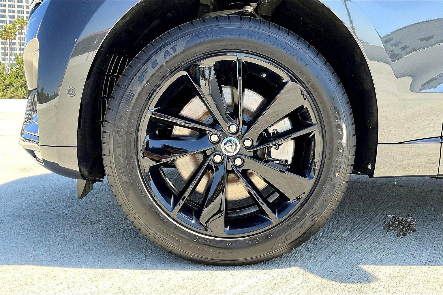 2026 Jaguar F-Pace R-Dynamic S - Photo 6