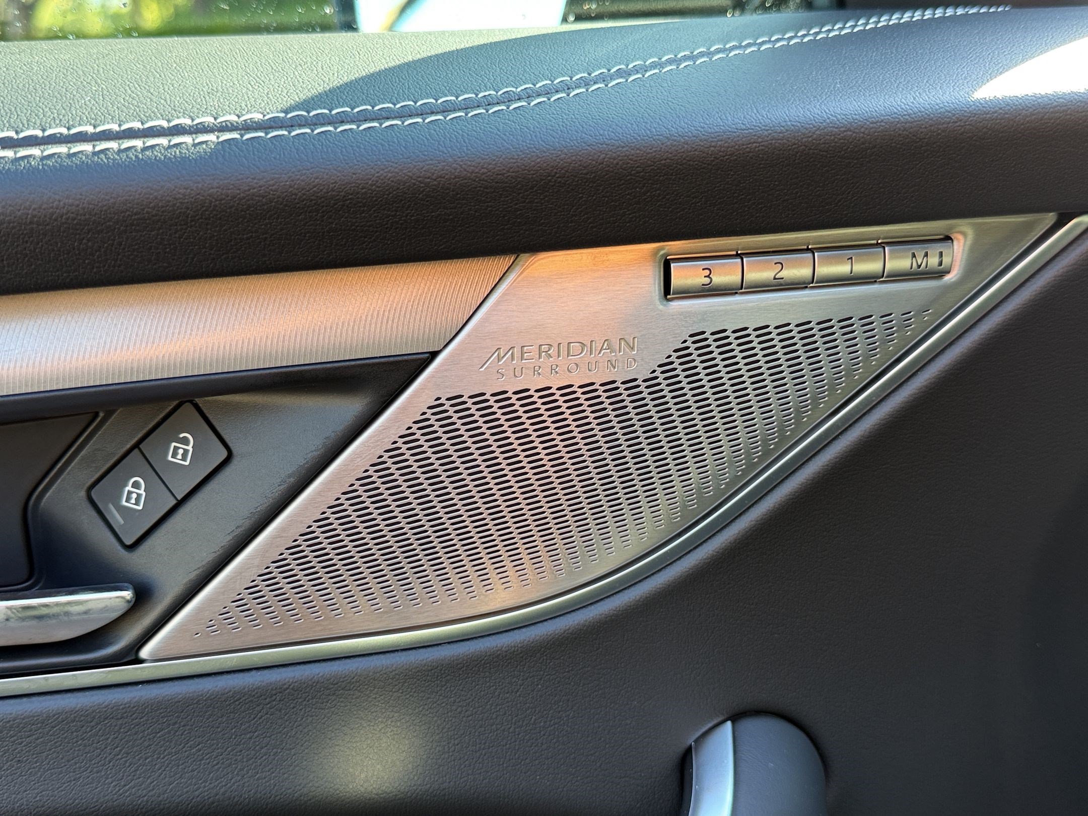 2026 Jaguar F-Pace R-Dynamic S - Photo 27