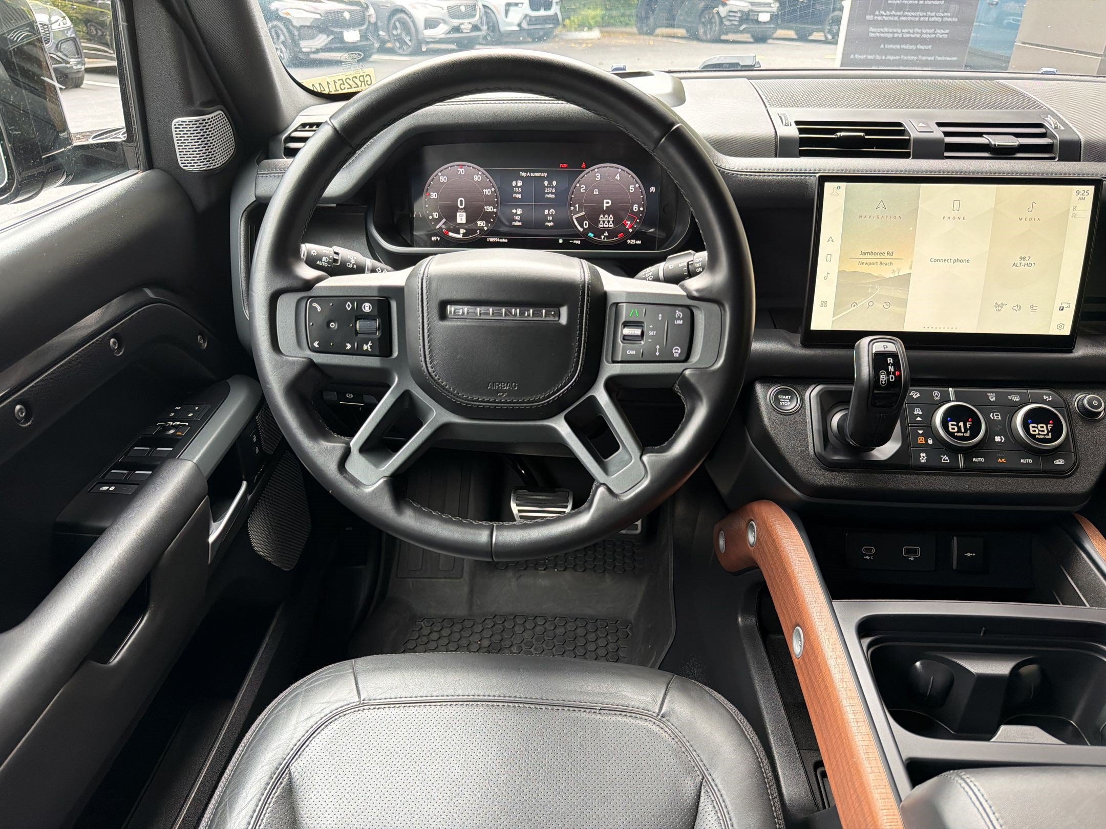 2024 Land Rover Defender X - Photo 29
