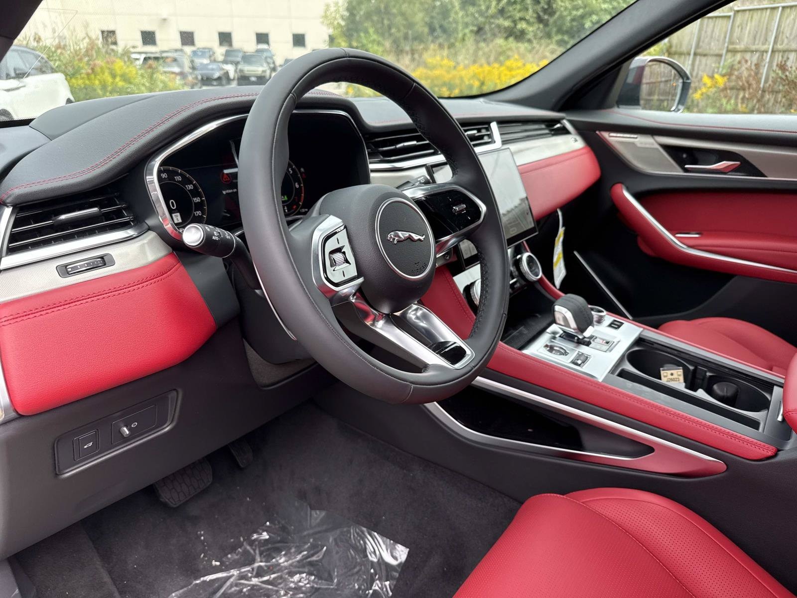 2026 Jaguar F-Pace R-Dynamic S - Photo 26