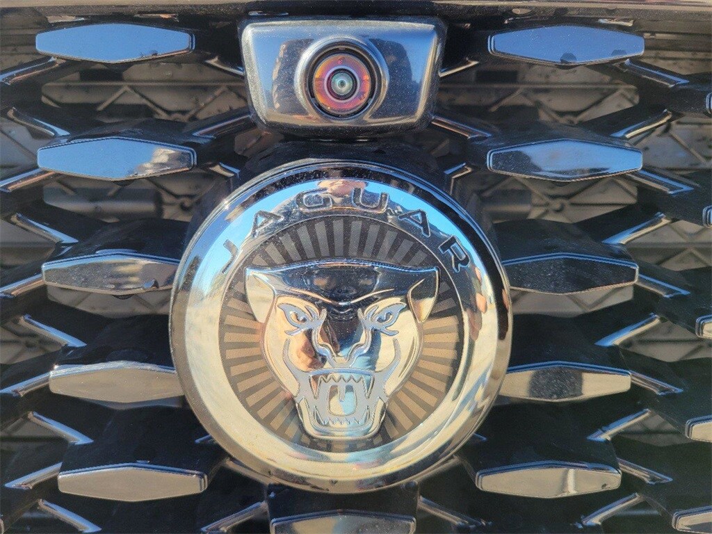 2026 Jaguar F-PACE P250 R-Dynamic S photo 4