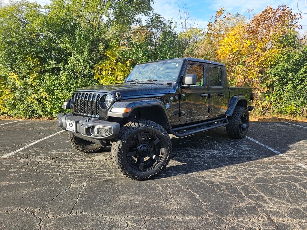Used 2022 Jeep Gladiator Willys Truck