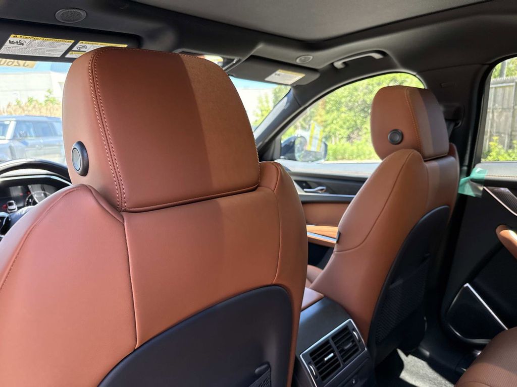 2026 Jaguar F-Pace R-Dynamic S - Photo 18