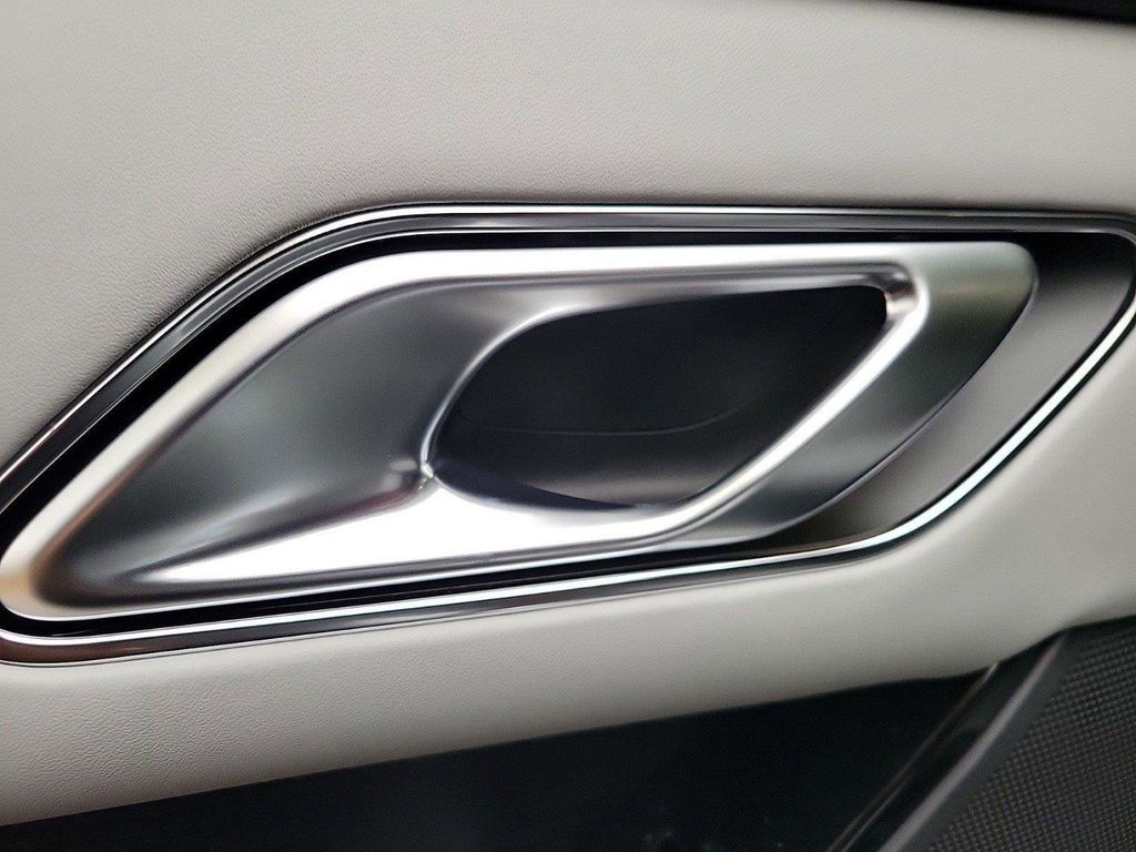 2025 Land Rover Range Rover Velar Dynamic HSE - Photo 9