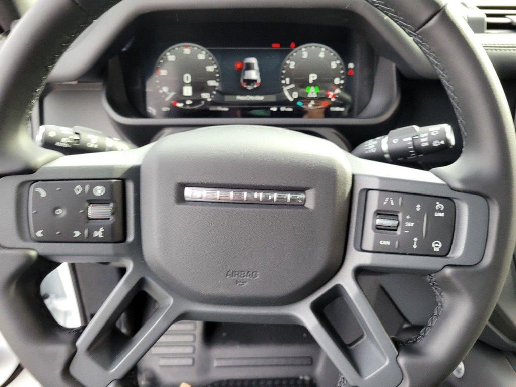2025 Land Rover Defender X-Dynamic SE - Photo 29