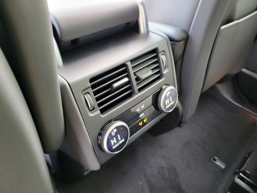 2025 Land Rover Discovery Dynamic SE - Photo 15
