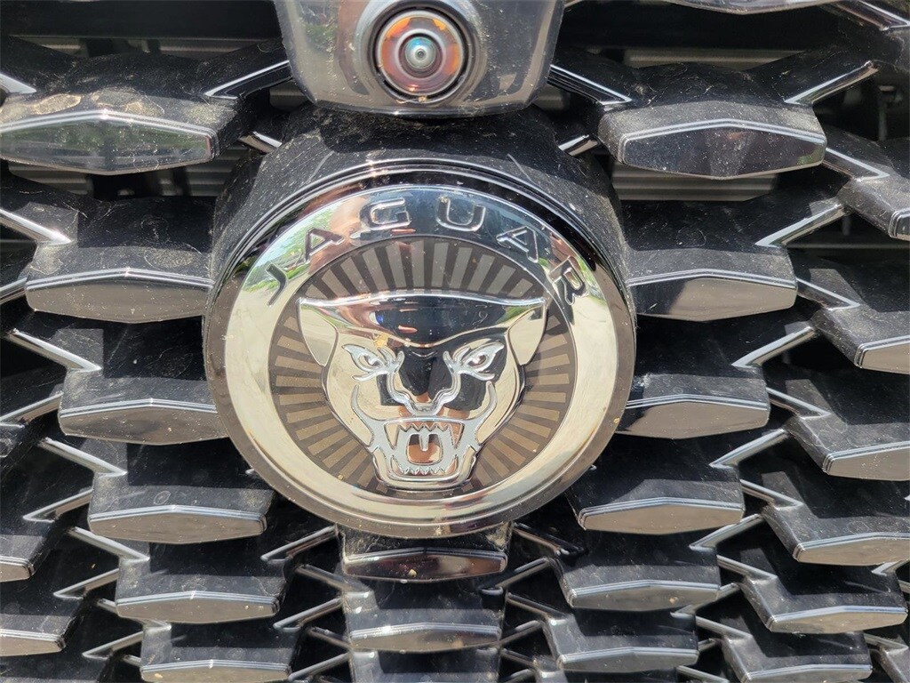 2026 Jaguar F-PACE P400 R-Dynamic S photo 2