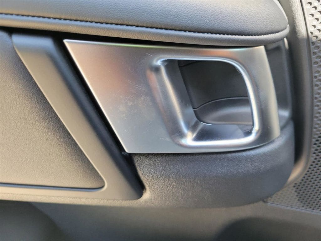 2025 Land Rover Discovery Metropolitan Edition - Photo 20