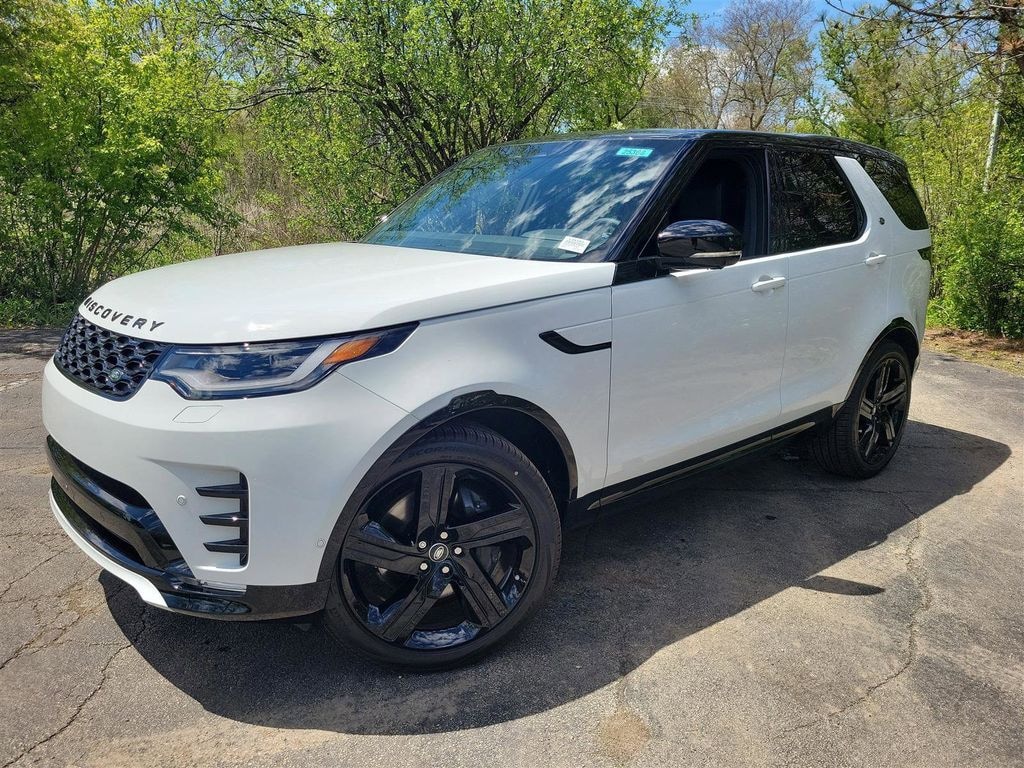 Used 2025 Land Rover Discovery P360 Dynamic SE SUV