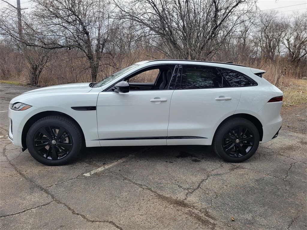 2026 Jaguar F-PACE P250 R-Dynamic S photo 2