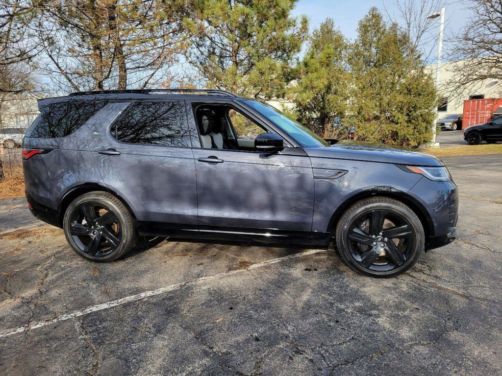 2025 Land Rover Discovery Dynamic SE - Photo 39