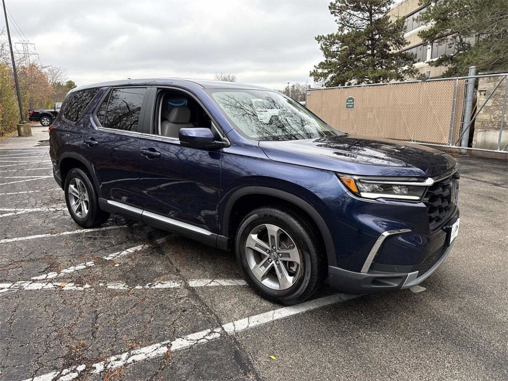 2023 Honda Pilot EX-L photo 3