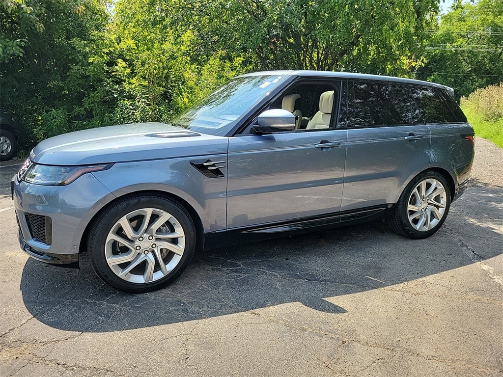 Used 2019 Land Rover Range Rover Sport HSE with VIN SALWR2RV6KA418899 for sale in Northfield, IL