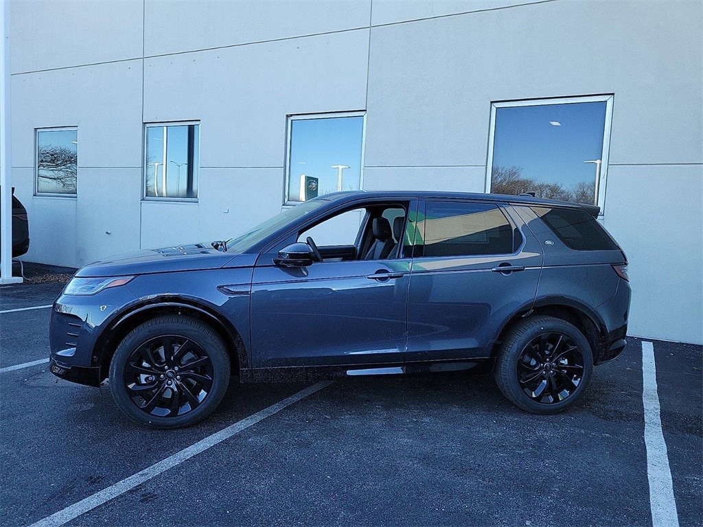 Used 2024 Land Rover Discovery Sport Dynamic SE with VIN SALCL2FX6RH344525 for sale in Northfield, IL