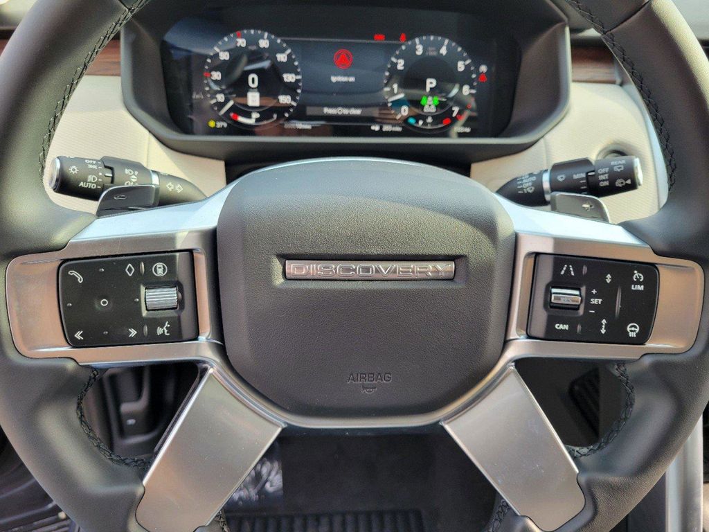 2025 Land Rover Discovery Dynamic SE - Photo 32