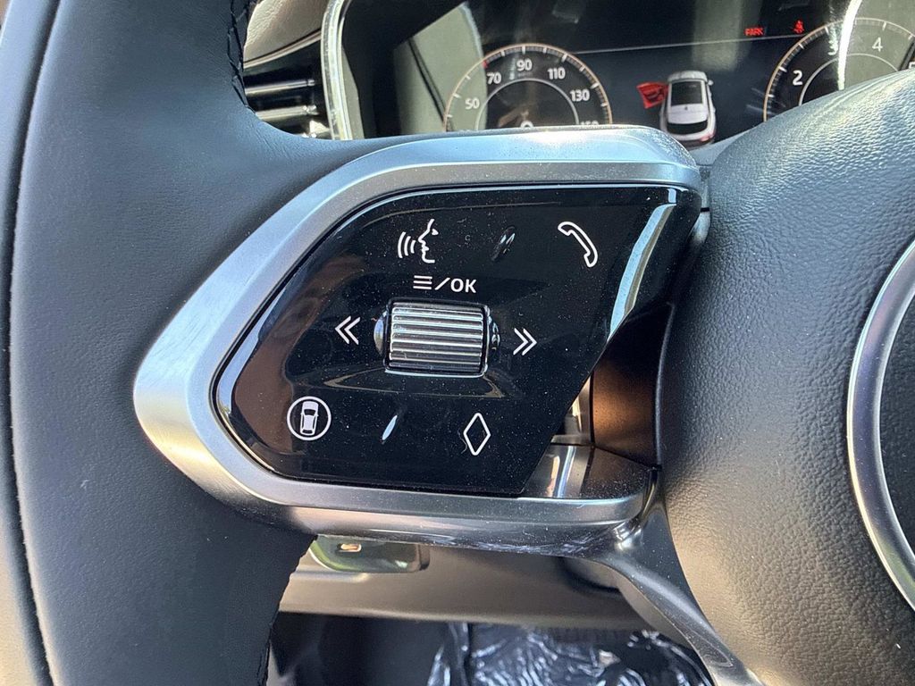 2026 Jaguar F-Pace R-Dynamic S - Photo 36
