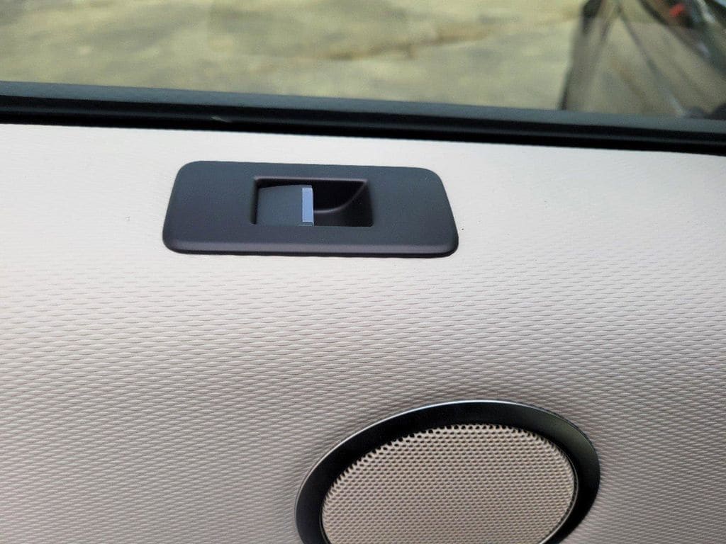 2025 Land Rover Discovery Dynamic SE - Photo 8