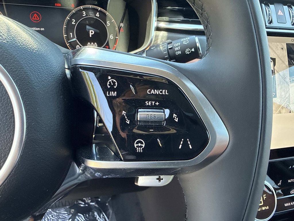 2026 Jaguar F-Pace R-Dynamic S - Photo 34