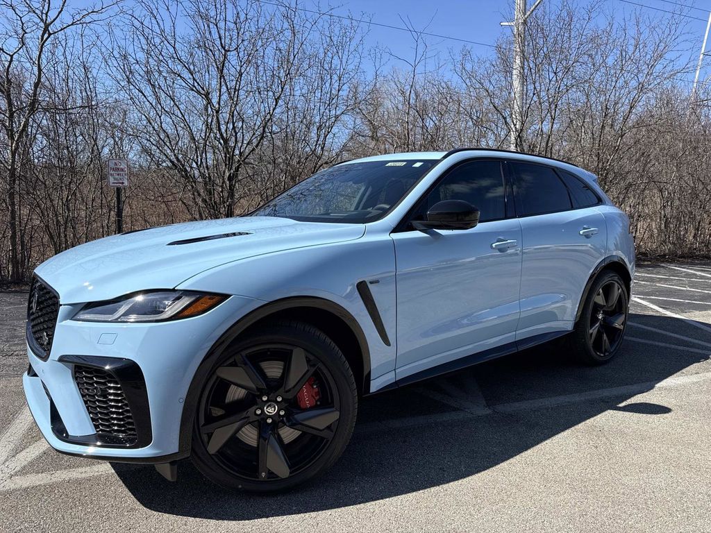 2026 Jaguar F-PACE SVR 575 Edition AWD's photo