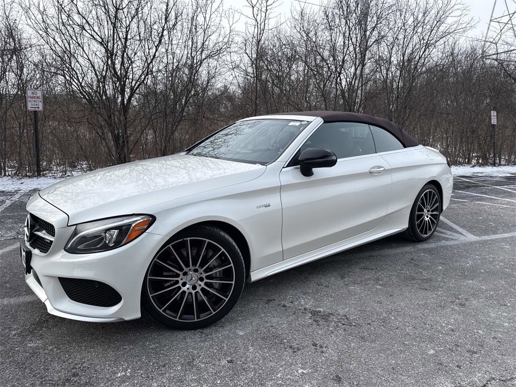 2017 Mercedes-Benz C-Class Cabriolet AMG C43's photo