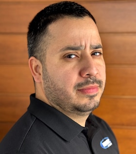 Staff member Jorge Canales from ID_f8d00549667b