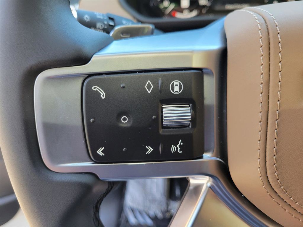 2025 Land Rover Discovery Metropolitan Edition - Photo 37