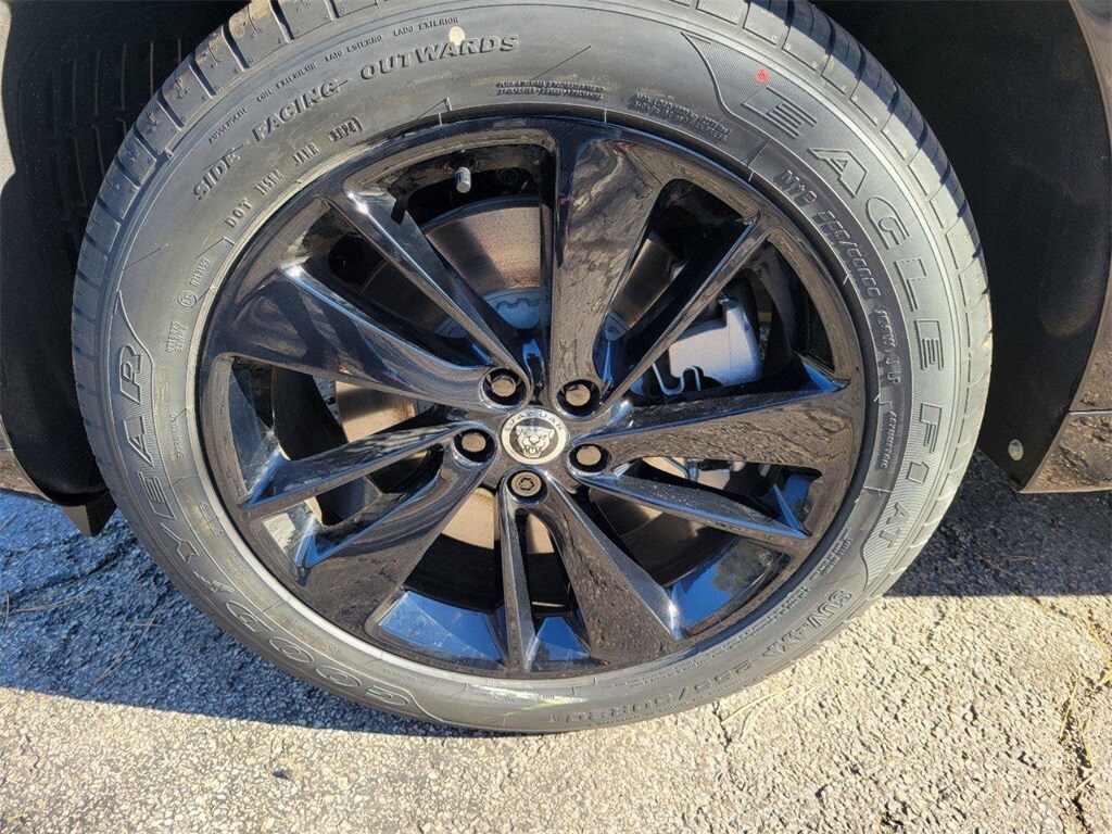 2026 Jaguar F-PACE P250 R-Dynamic S photo 4