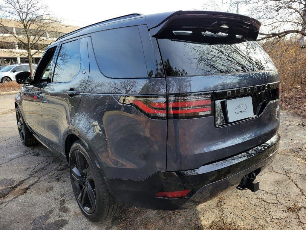 2025 Land Rover Discovery Dynamic SE - Photo 42