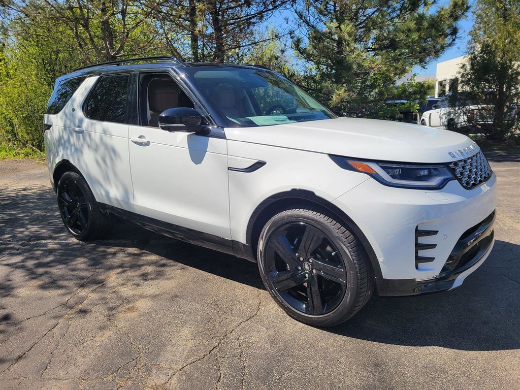 2025 Land Rover Discovery Metropolitan Edition - Photo 6