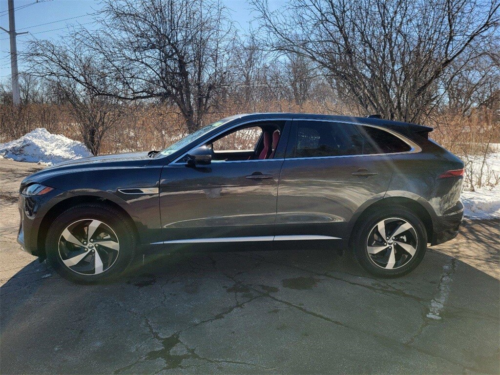 2025 Jaguar F-PACE P250 R-Dynamic S photo 2