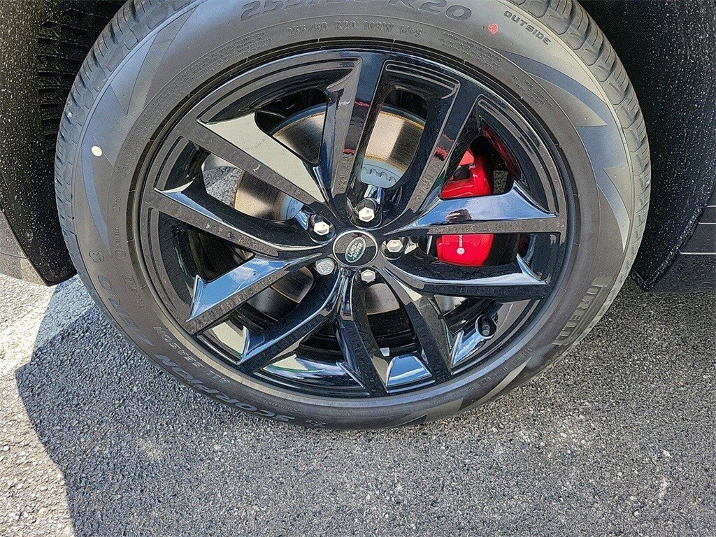 2025 Land Rover Range Rover Velar P250 Dynamic SE photo 3