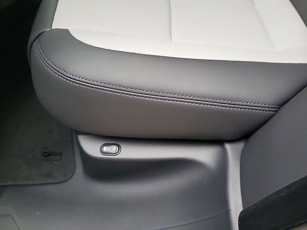 2025 Land Rover Range Rover Velar Dynamic HSE - Photo 10