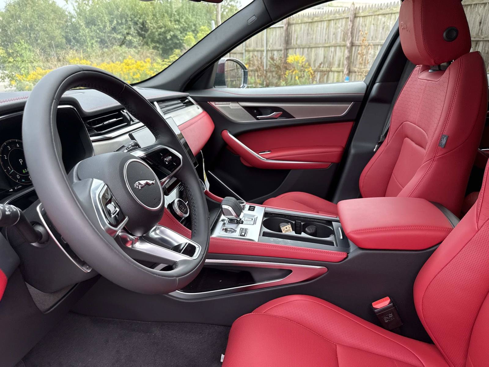 2026 Jaguar F-Pace R-Dynamic S - Photo 25