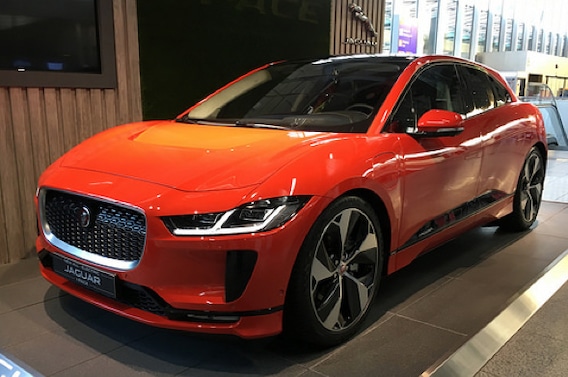 2019 Jaguar I Pace Vs Tesla Model X Compare Reviews Safety