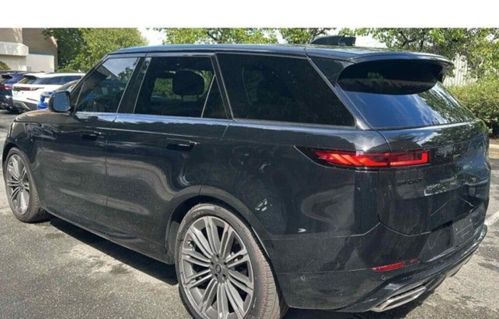 Used 2025 Land Rover Range Rover Sport Dynamic SE SUV
