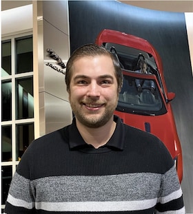 Staff member Phillip Hildner from ID_a6c02f26e507