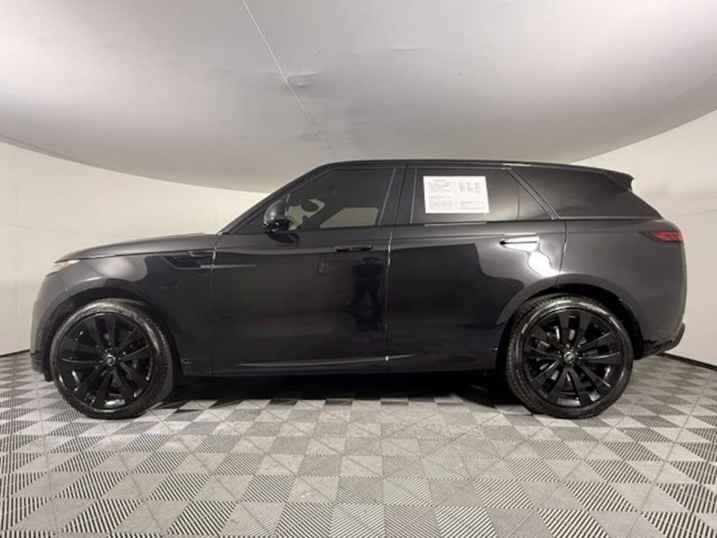 Used 2024 Land Rover Range Rover Sport Dynamic SE SUV