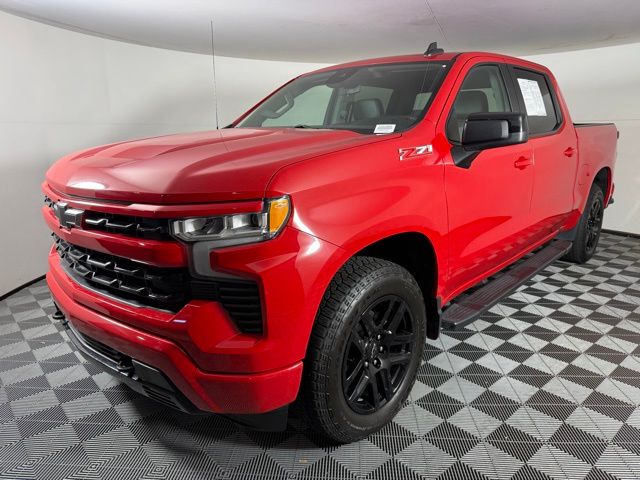2022 Chevrolet Silverado 1500 RST photo 3