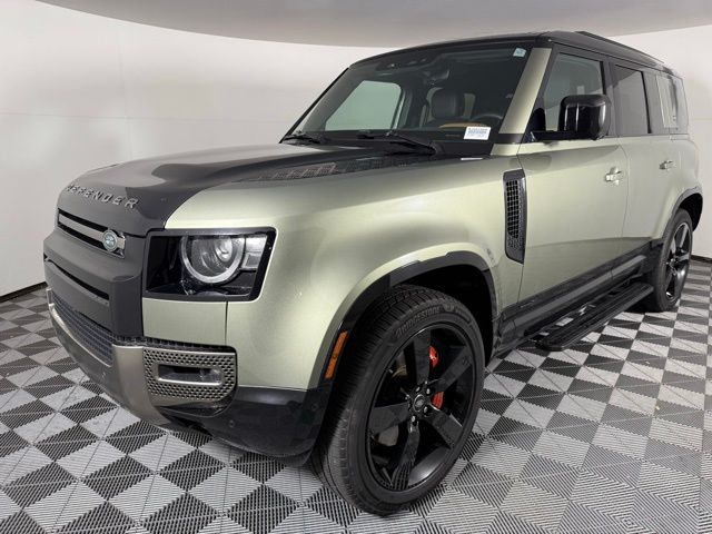 2020 Land Rover Defender 110 photo 3
