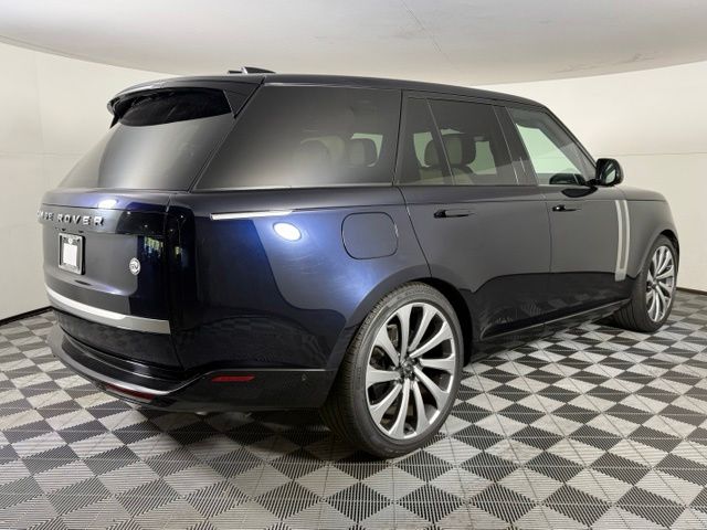 2025 Land Rover Range Rover SV - Photo 7
