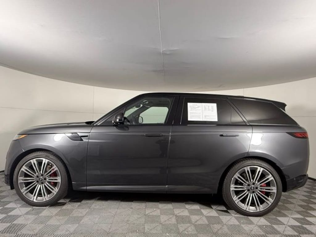 Used 2024 Land Rover Range Rover Sport Dynamic SE SUV