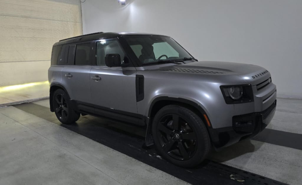 Used 2023 Land Rover Defender 110 X-Dynamic SE SUV