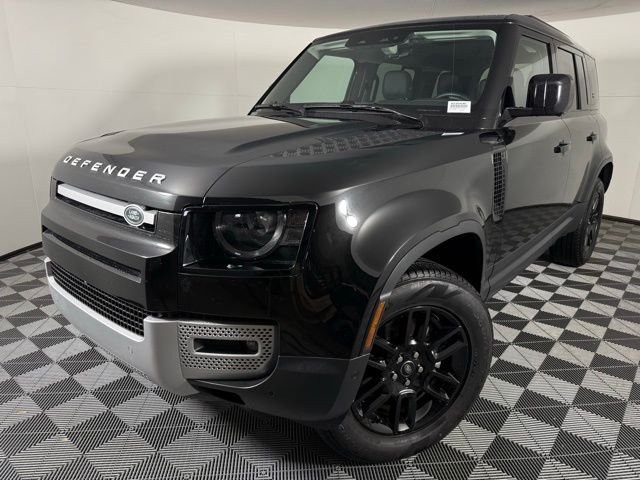 2024 Land Rover Defender 110 S photo 2