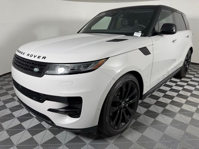 2025 Land Rover Range Rover Sport SE photo 2