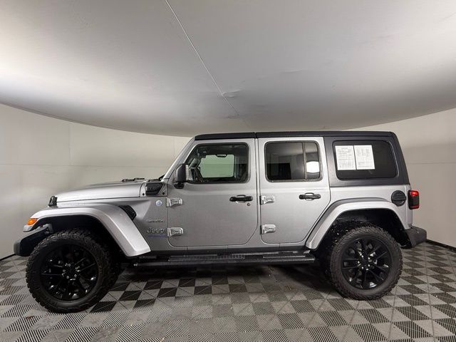 2021 Jeep Wrangler Unlimited Sahara 4xe photo 3