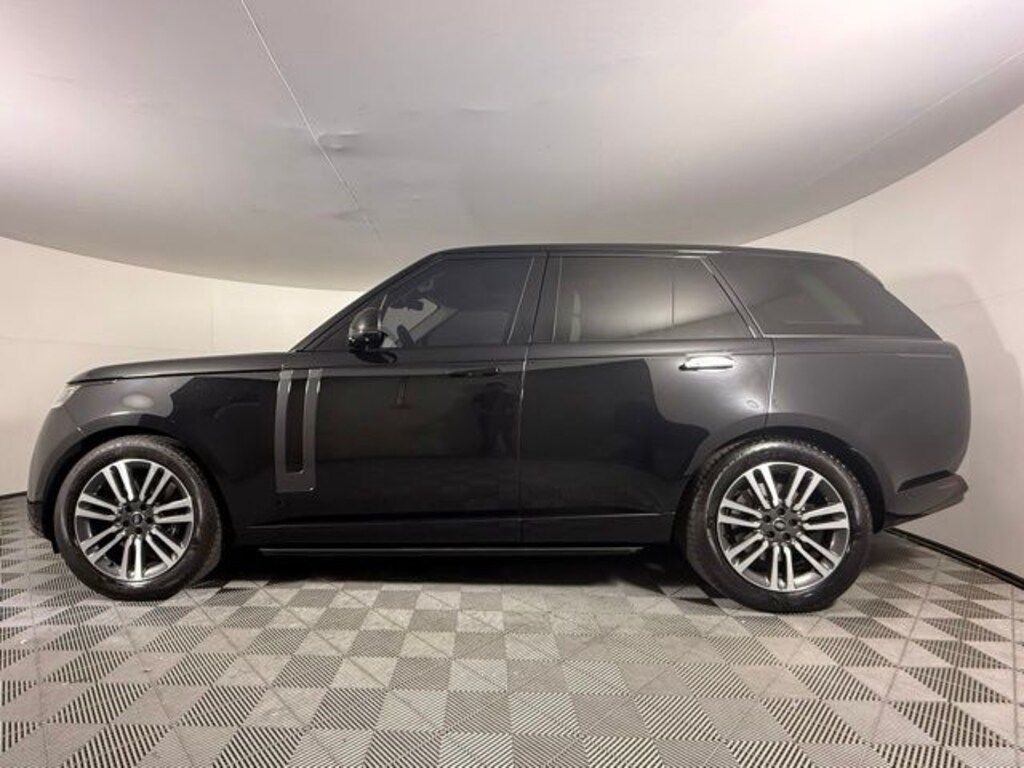 Used 2023 Land Rover Range Rover SE SUV