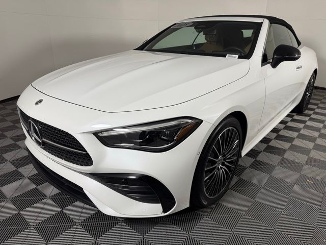 2025 Mercedes Benz CLE 450 4MATIC photo 3